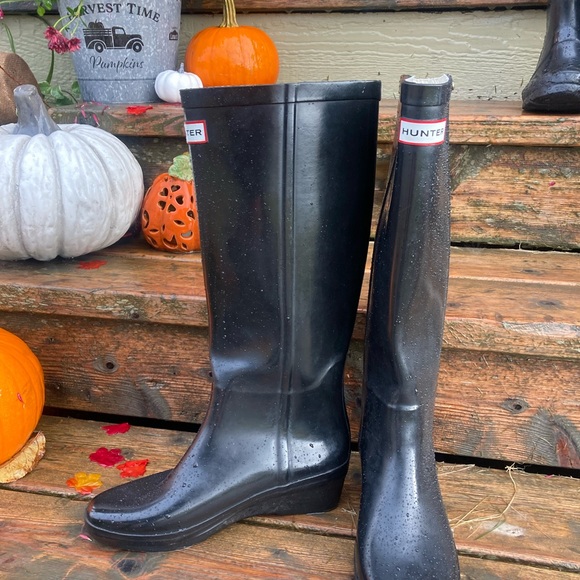 Hunter Black Rainboots Sz 7 - Picture 11 of 13